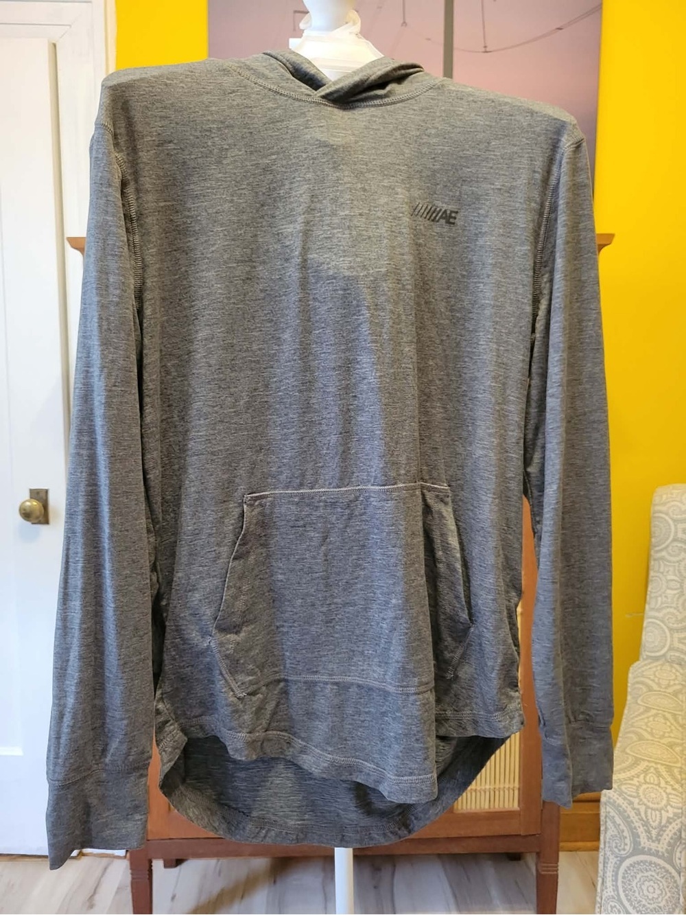 American Eagle Outfitters Gray Pullover Hoodie